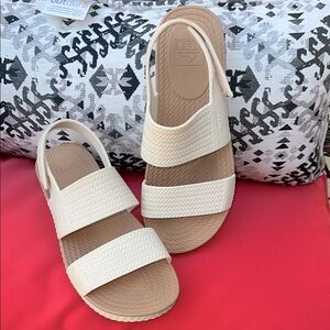 Reef women’s sandals